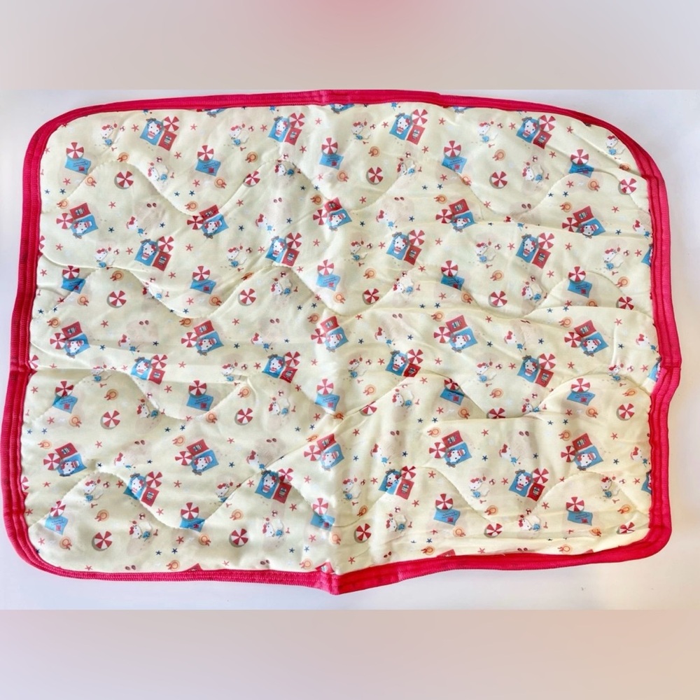 Hello Kitty Pet / Baby Cooling Mat Cooling Pad *Japan Exclusive* Sanrio Baby Pet